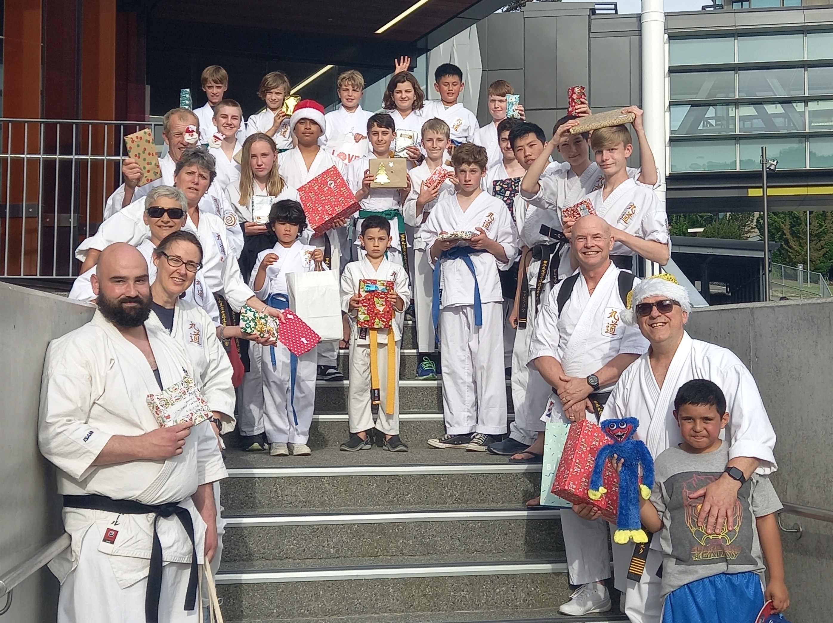 World Marudao Karate dojo members deliver Christmas gifts to the children's hospital.