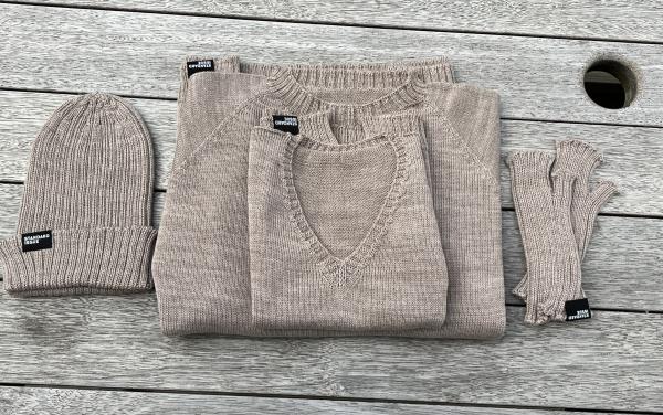 Woolen garments