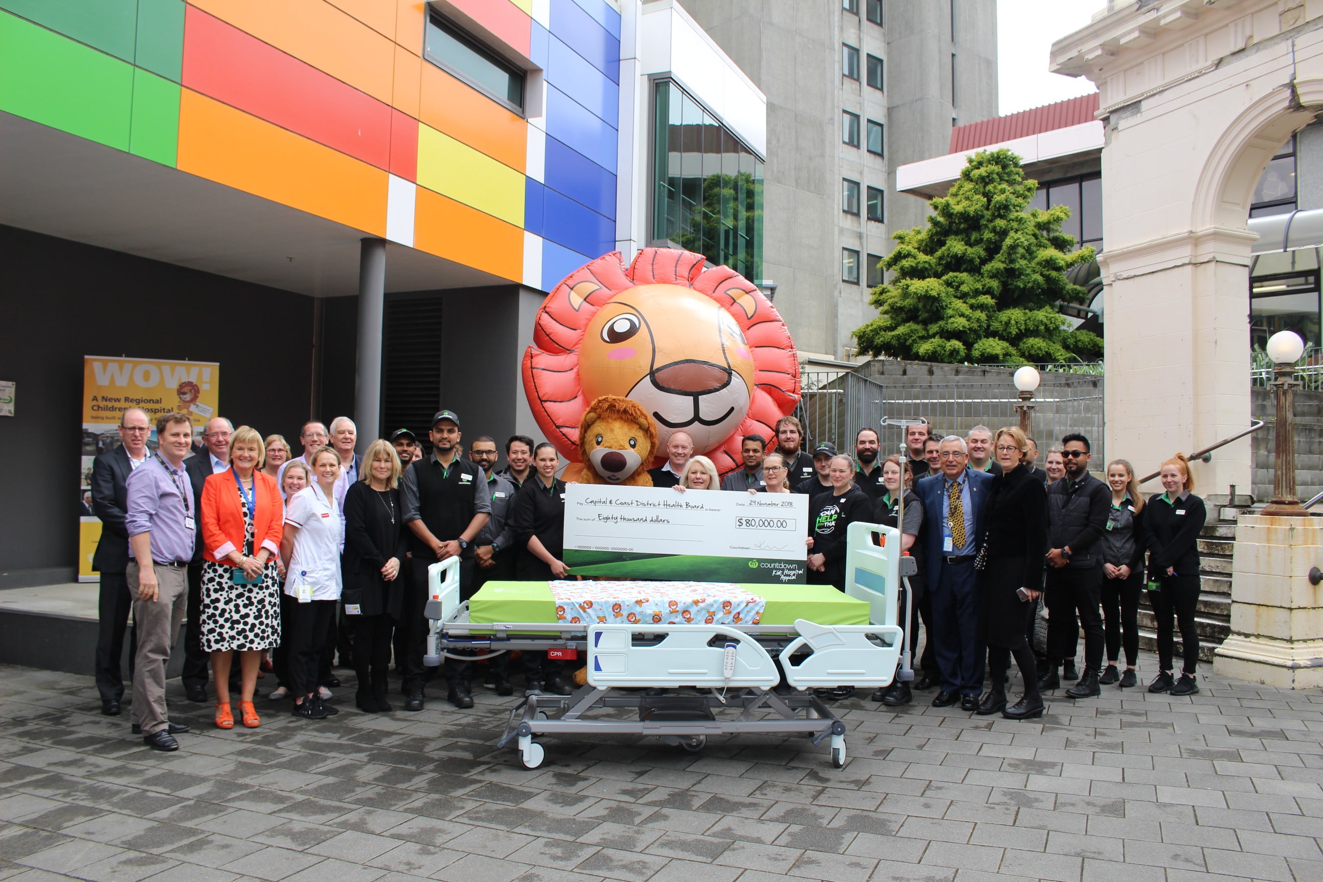 Countdown and Wellington Children's Hospital staff present the cheque